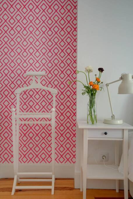 Tracey & Neill's Place In Principe Real Apartment Lissabon