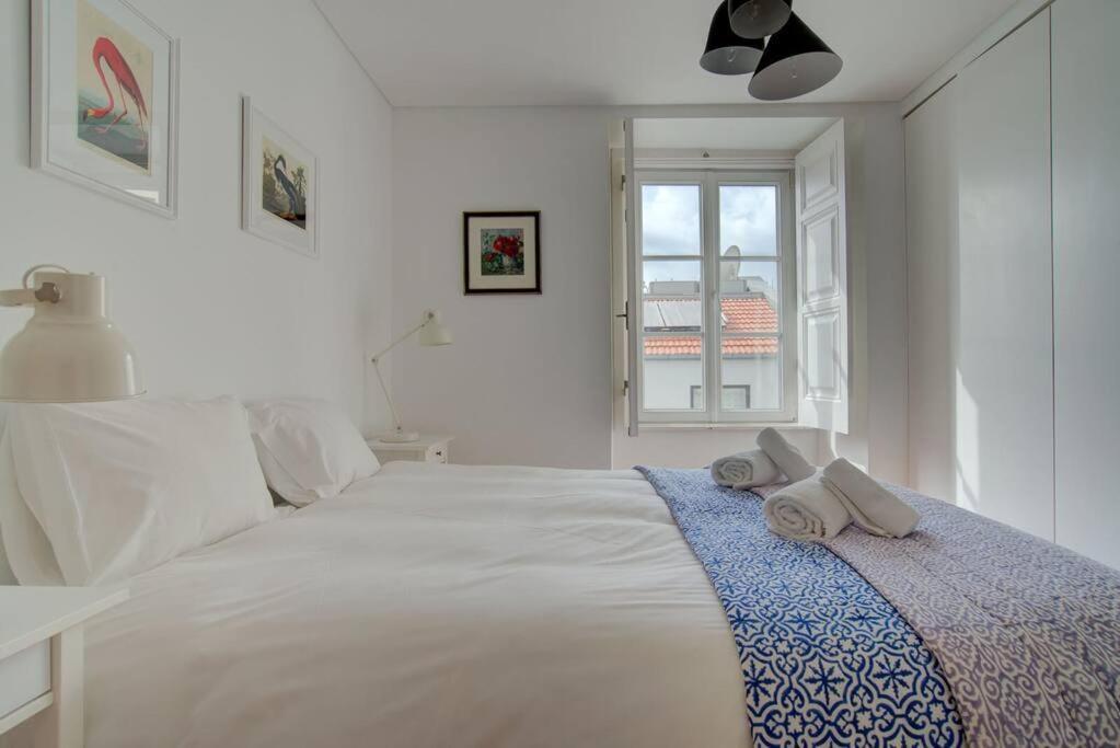 Apartment Tracey & Neill's Place In Principe Real Lissabon