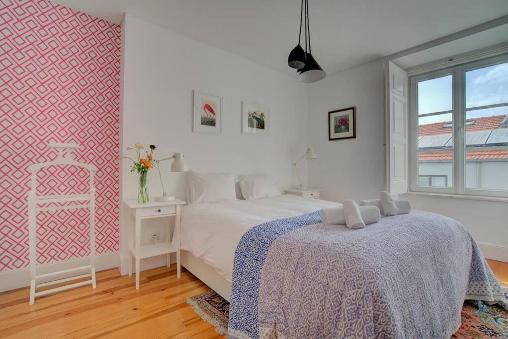 Tracey & Neill's Place In Principe Real * Lissabon